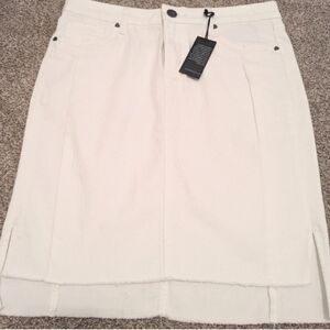 Kut From The Kloth White Denim Skirt NWT Size 6